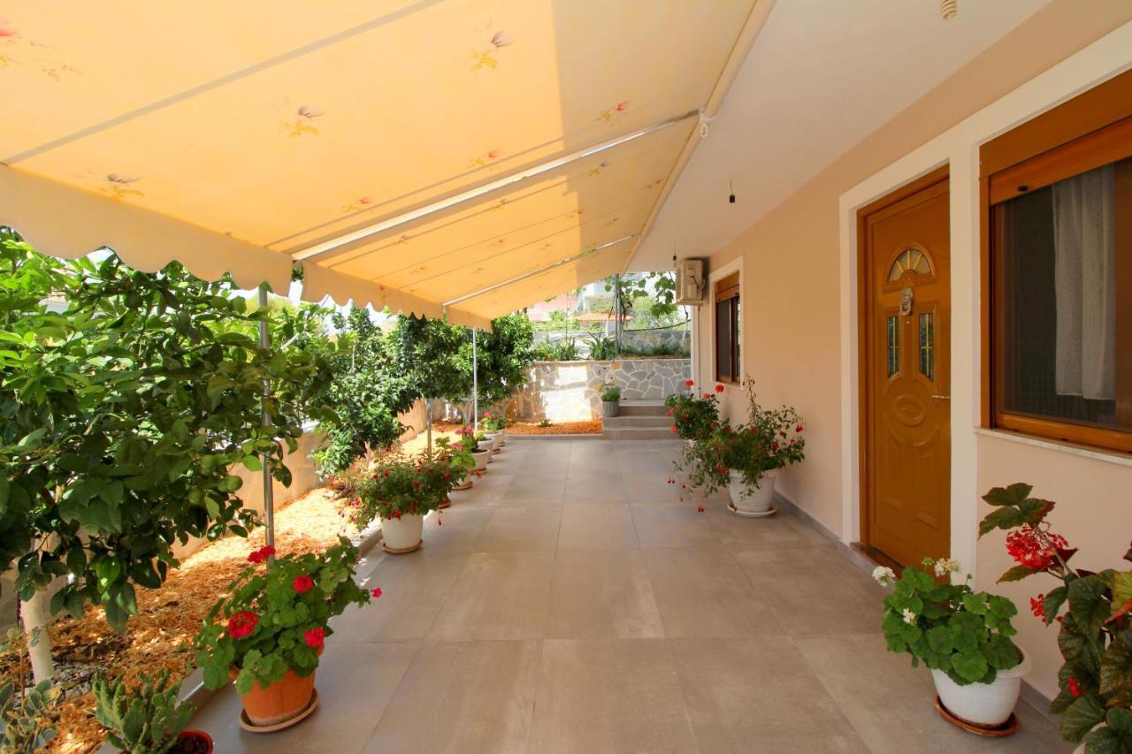 Villa 24 Sarandë Eksteriør billede